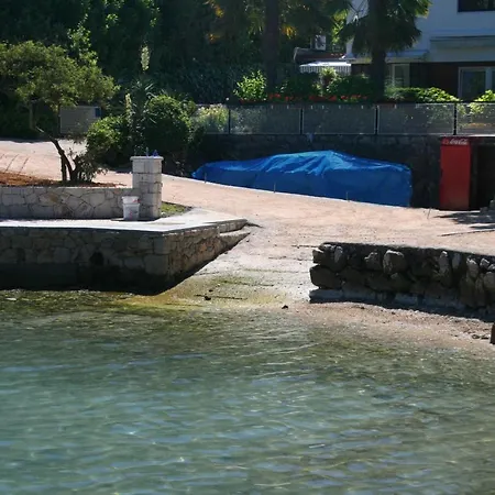 Family Friendly House With A Swimming Pool Vantacici, Krk - 19263 Semesterbostad